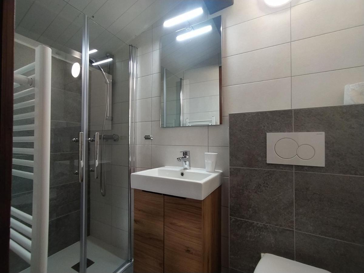 Saint-Nicolas-la-Chapelle  Chalet Appart'Hotel L'Eau Vive מראה חיצוני תמונה